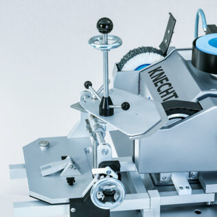 Knecht01