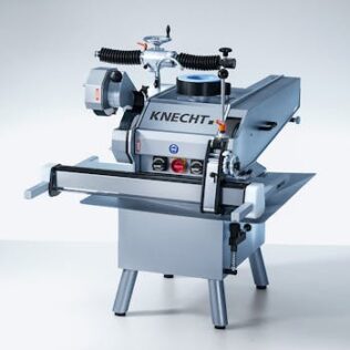 Knecht02